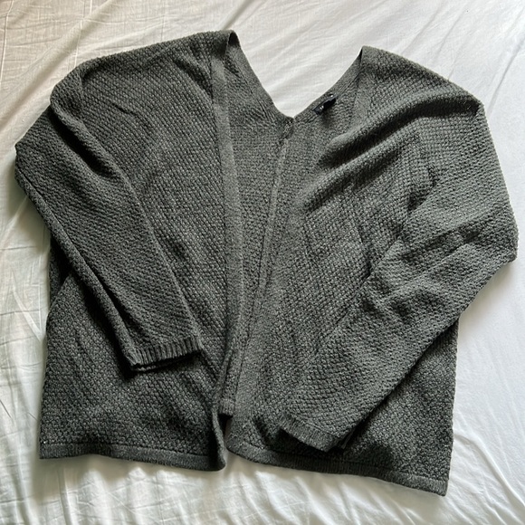 grey cardigan - Picture 5 of 9